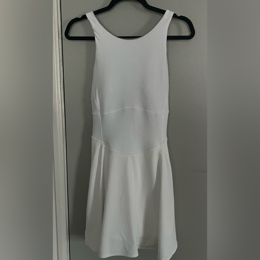 Lululemon Athletica White and Tan Activewear